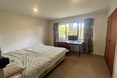 Photo of property in 48 Lakeside Drive, Orewa, 0931