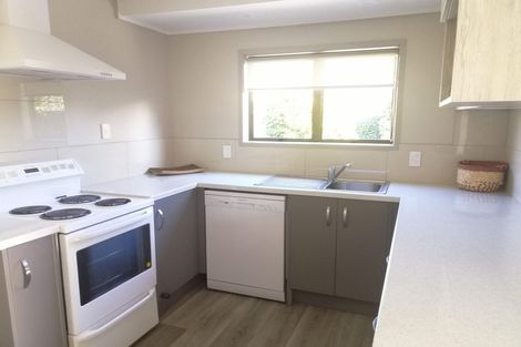 Photo of property in 7 Kathleen Place, Rainbow Point, Taupo, 3330