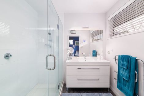 Photo of property in 33c Wilsons Road South, Saint Martins, Christchurch, 8022