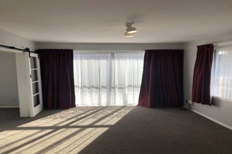 Photo of property in 7 Compton Street, Woolston, Christchurch, 8062