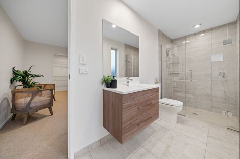 Photo of property in 16 Atutahi Street, Hurdon, New Plymouth, 4310