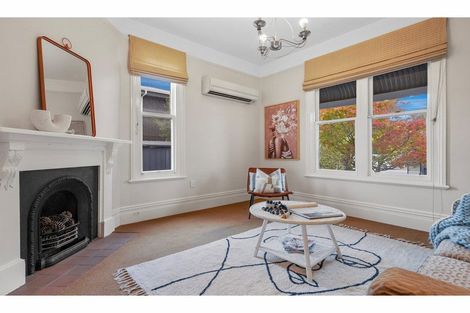 Photo of property in 23 Gresford Street, Edgeware, Christchurch, 8013