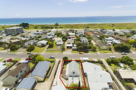 Photo of property in 16a Simpson Road, Papamoa Beach, Papamoa, 3118