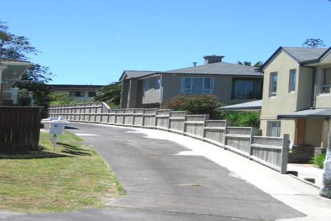 Photo of property in 2/21 East Coast Road, Milford, Auckland, 0620