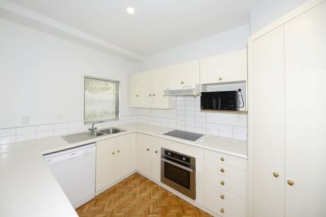 Photo of property in Gloucester Towers, 2/28 Gloucester Street, Christchurch Central, Christchurch, 8013