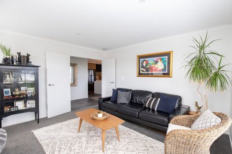 Photo of property in 5 Costello Drive, Ngatea, 3503