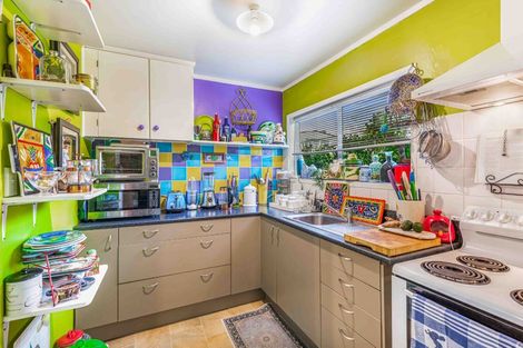 Photo of property in 3a/1 Kirrie Avenue, Te Atatu South, Auckland, 0610