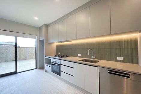 Photo of property in 46b Tiroroa Avenue, Te Atatu South, Auckland, 0610