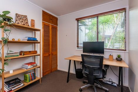 Photo of property in 83 Pleasant Road, Glen Eden, Auckland, 0602