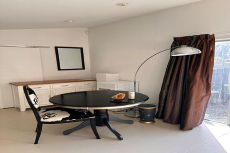 Photo of property in 15 Chamberlain Road, Karori, Wellington, 6012