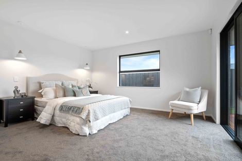 Photo of property in 5 Ferbane Way, Halswell, Christchurch, 8025