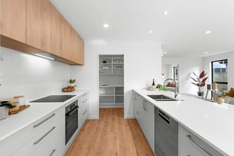 Photo of property in 6 Cam Mill Place, Rangiora, 7400