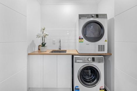 Photo of property in 22 Te Anau Place, Glenview, Hamilton, 3206