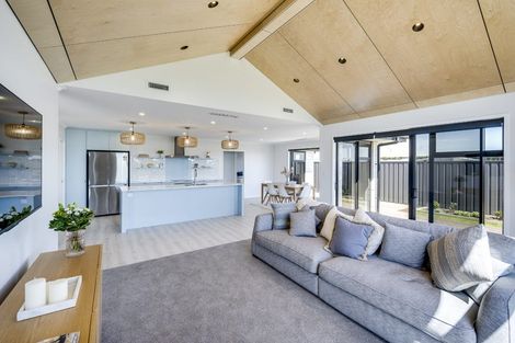 Photo of property in 31 Kenny Road, Meeanee, Napier, 4110