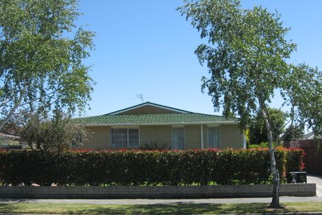 Photo of property in 35 Oldwood Street, Bishopdale, Christchurch, 8053