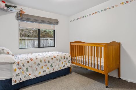 Photo of property in 18 Iroquois Place, Wigram, Christchurch, 8042