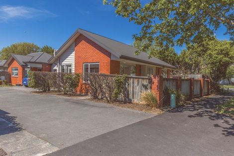 Photo of property in 18h Defoe Place, Waltham, Christchurch, 8023