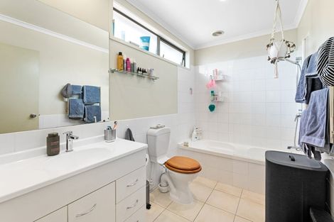 Photo of property in 7/55 Verbena Road, Birkdale, Auckland, 0626