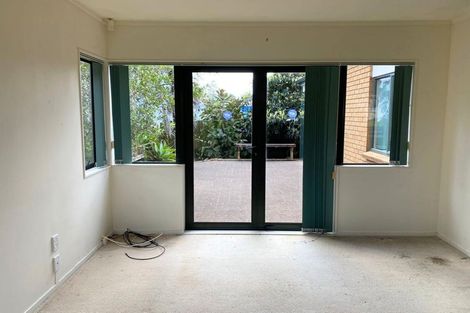 Photo of property in 27 Kona Crescent, Henderson, Auckland, 0610