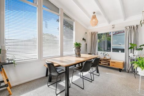 Photo of property in 12 Makiri Street, Helensville, 0800