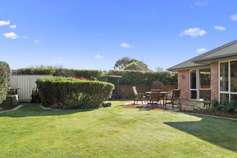 Photo of property in 4 Harrod Place, Rangiora, 7400