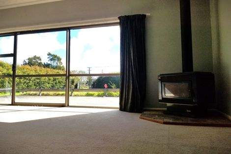 Photo of property in 98-100 Totara Road, Whenuapai, Auckland, 0618