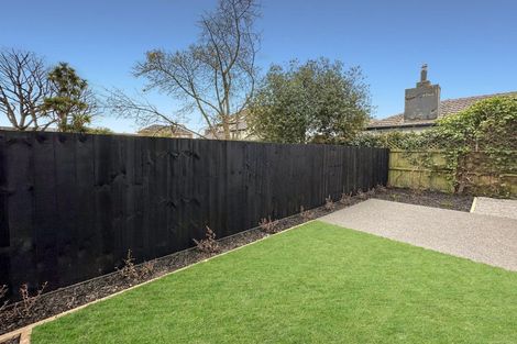 Photo of property in 4/27 Radnor Street, St Albans, Christchurch, 8014