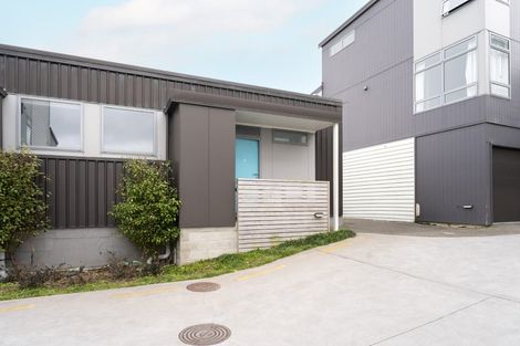 Photo of property in 30u4 Monowai Road, Johnsonville, Wellington, 6037