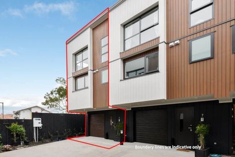 Photo of property in 1/16 Williamson Avenue, Belmont, Auckland, 0622