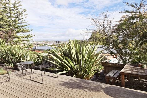 Photo of property in 28u5 Mahoe Street, Melville, Hamilton, 3206