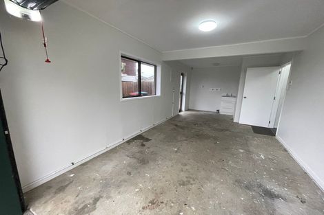 Photo of property in 1/41 College Road, Northcote, Auckland, 0627