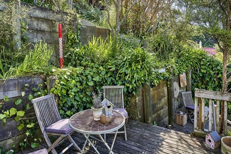 Photo of property in 3 Kenef Road, Paremata, Porirua, 5024