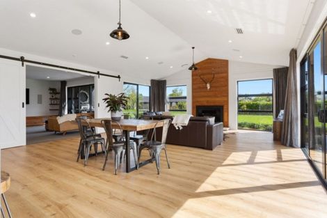 Photo of property in 23 Monarch Park Lane, Leamington, Cambridge, 3432
