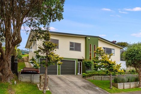 Photo of property in 129 Kahu Road, Paremata, Porirua, 5024