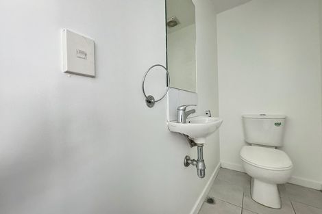 Photo of property in 5/41 Home Street, Mount Victoria, Wellington, 6011