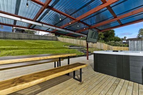 Photo of property in 20 Kellett Road, Ranui, Auckland, 0612
