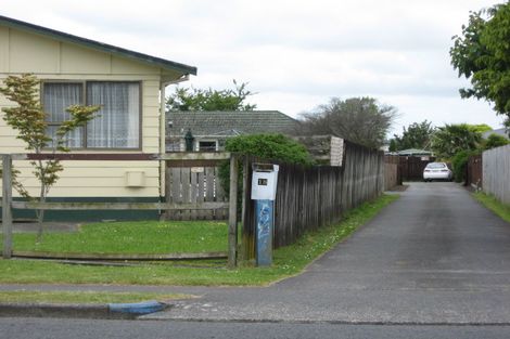 Photo of property in 18 Station Road, Takanini, 2112