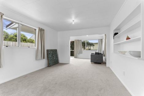 Photo of property in 3/62 Wallace Place, Westown, New Plymouth, 4310