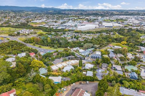 Photo of property in 10 Seymour Road, Sunnyvale, Auckland, 0612