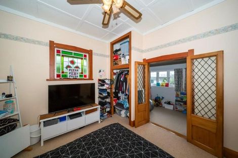 Photo of property in 17 Clifford Street, Hawera, 4610