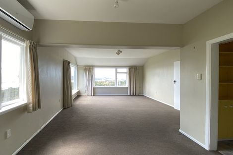 Photo of property in 60 Orangi Kaupapa Road, Northland, Wellington, 6012