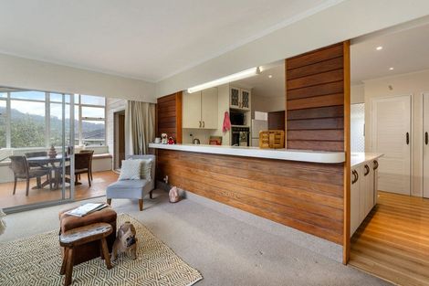 Photo of property in 71 Oriel Avenue, Tawa, Wellington, 5028