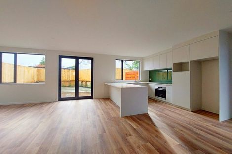 Photo of property in 103u1 Cambridge Road, Hillcrest, Hamilton, 3216