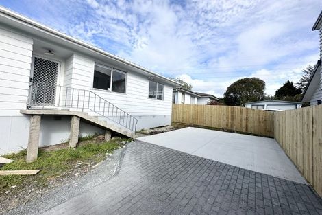 Photo of property in 365 Don Buck Road, Massey, Auckland, 0614