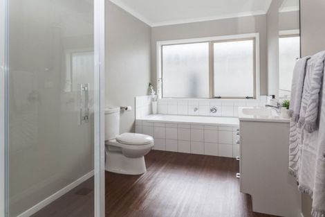 Photo of property in 30 Te Whenu Crescent, Marshland, Christchurch, 8083