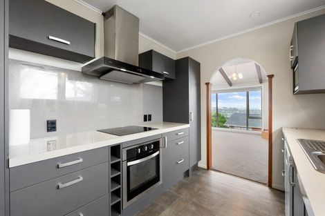 Photo of property in 245 Sunset Road, Sunnynook, Auckland, 0632