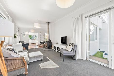 Photo of property in 48 Gurney Road, Kelson, Lower Hutt, 5010