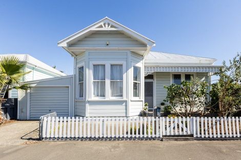 Photo of property in 95 Wellesley Road, Napier South, Napier, 4110