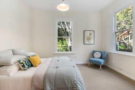 Photo of property in 82 Todman Street, Brooklyn, Wellington, 6021