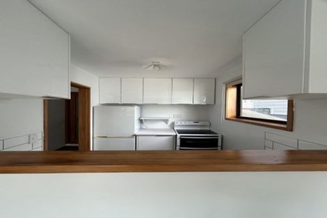 Photo of property in 24 Tanera Crescent, Brooklyn, Wellington, 6021